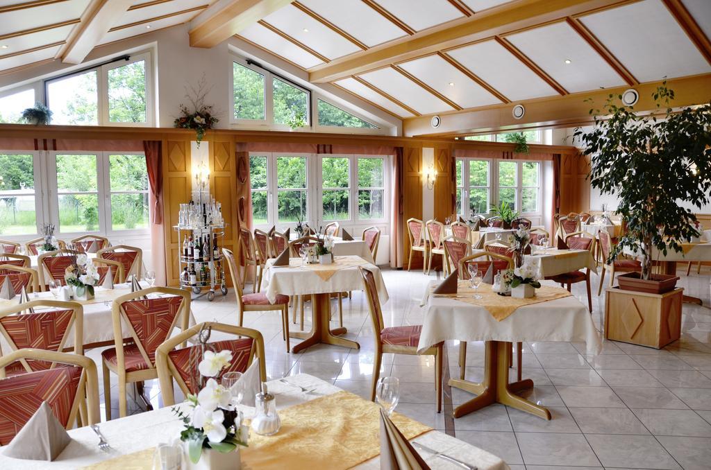 Hotel Gasthof Am Forsthof Edelsfeld Екстер'єр фото