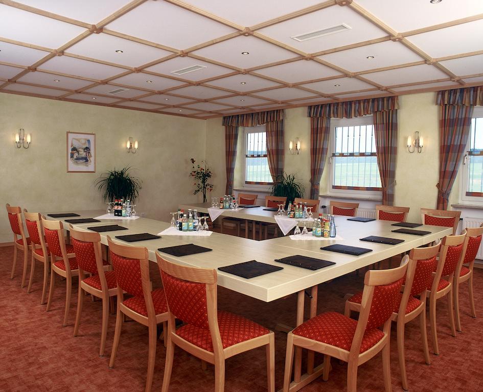 Hotel Gasthof Am Forsthof Edelsfeld Екстер'єр фото